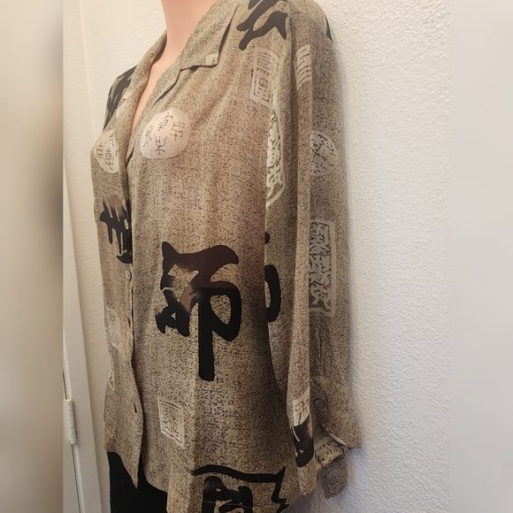 Vintage Chicos Designs 100% Silk Buddha Graphic Button Front Top Size 1 - Picture 4 of 8